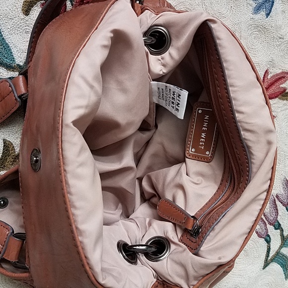Nine West camel shoulder bag - Picture 5 of 5